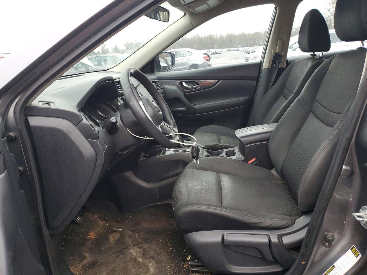 2018 NISSAN ROGUE S photo 13