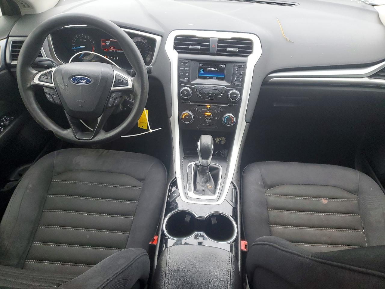 2015 FORD FUSION SE photo 8