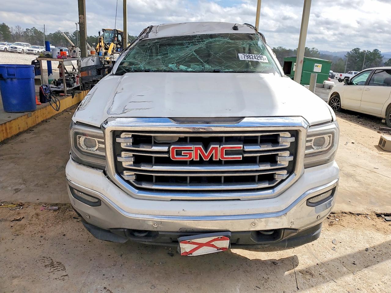 2017 GMC SIERRA K1500 SLT photo 5