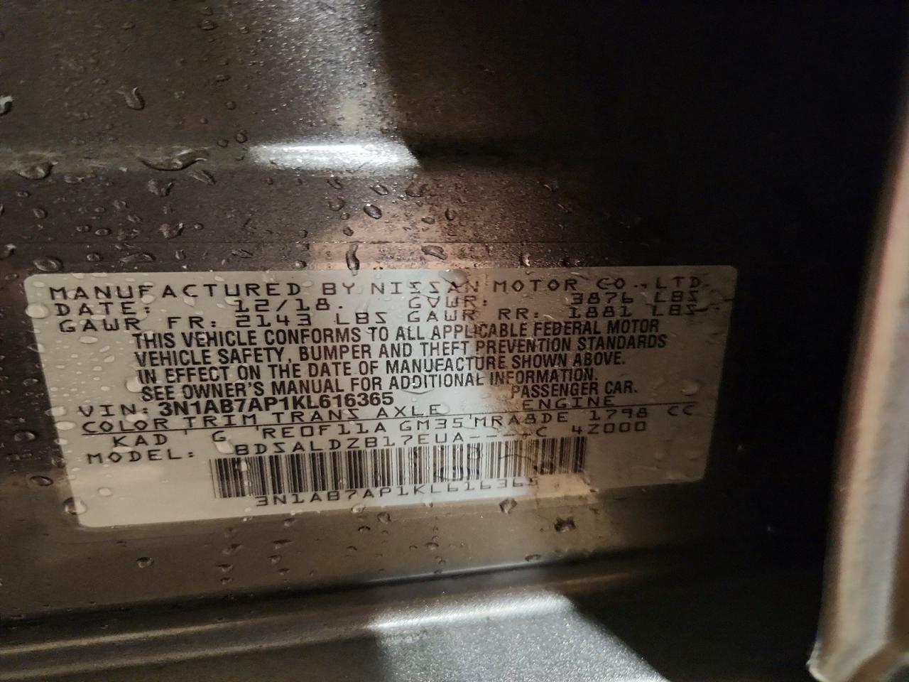 2019 NISSAN SENTRA SV photo 13