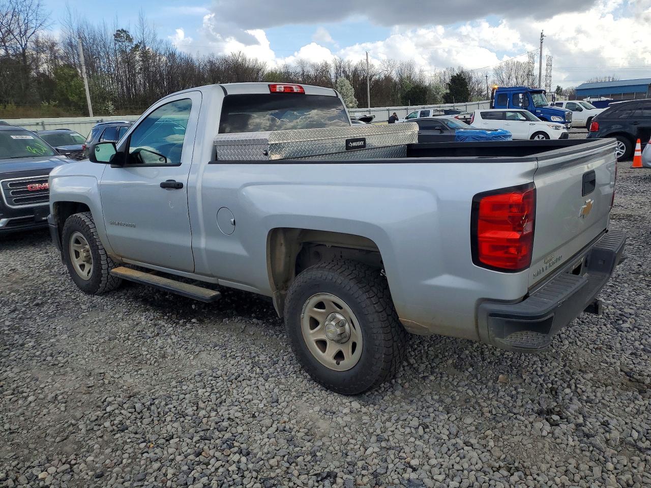2015 CHEVROLET SILVERADO C1500 photo 4
