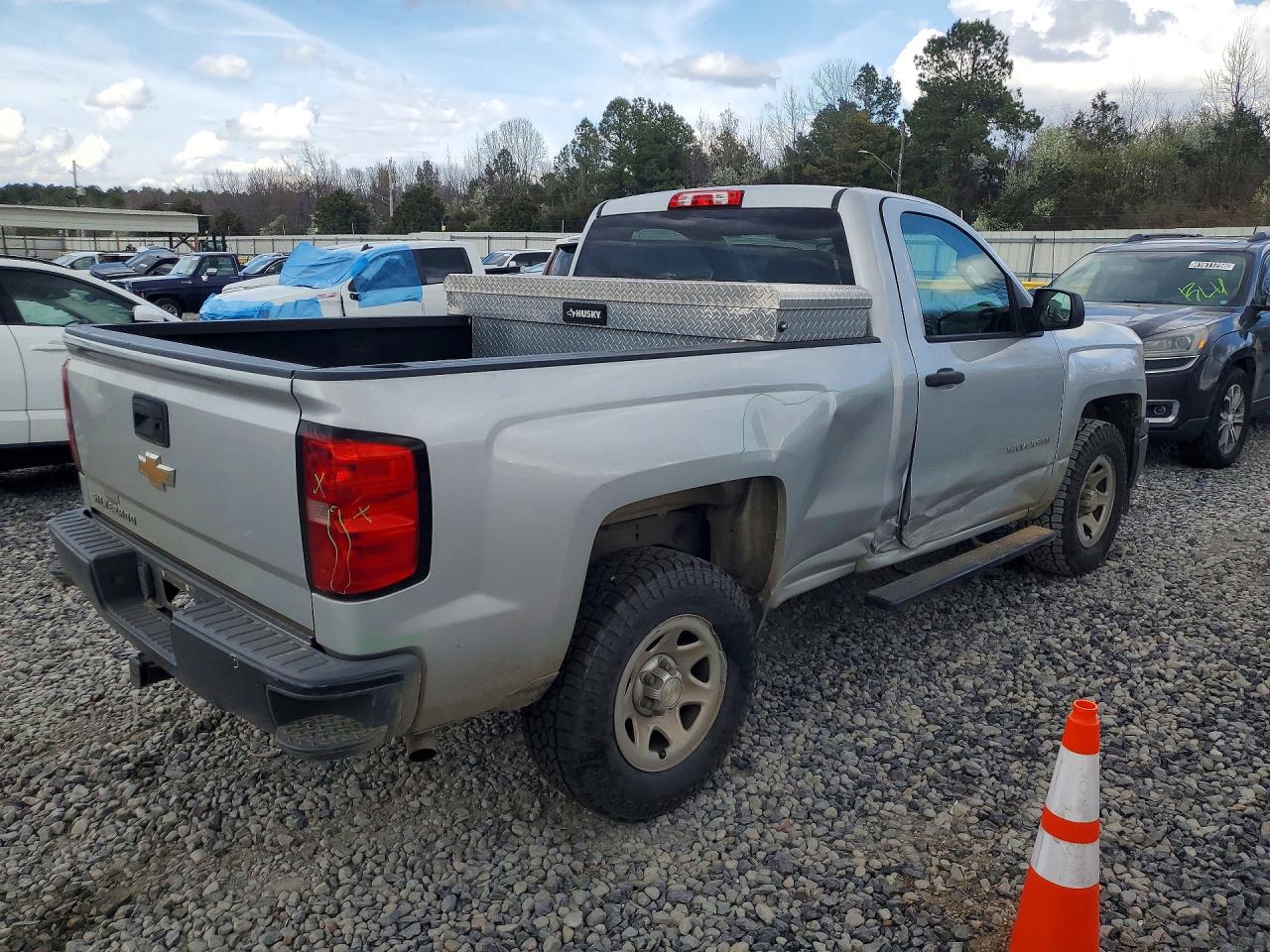 2015 CHEVROLET SILVERADO C1500 photo 7