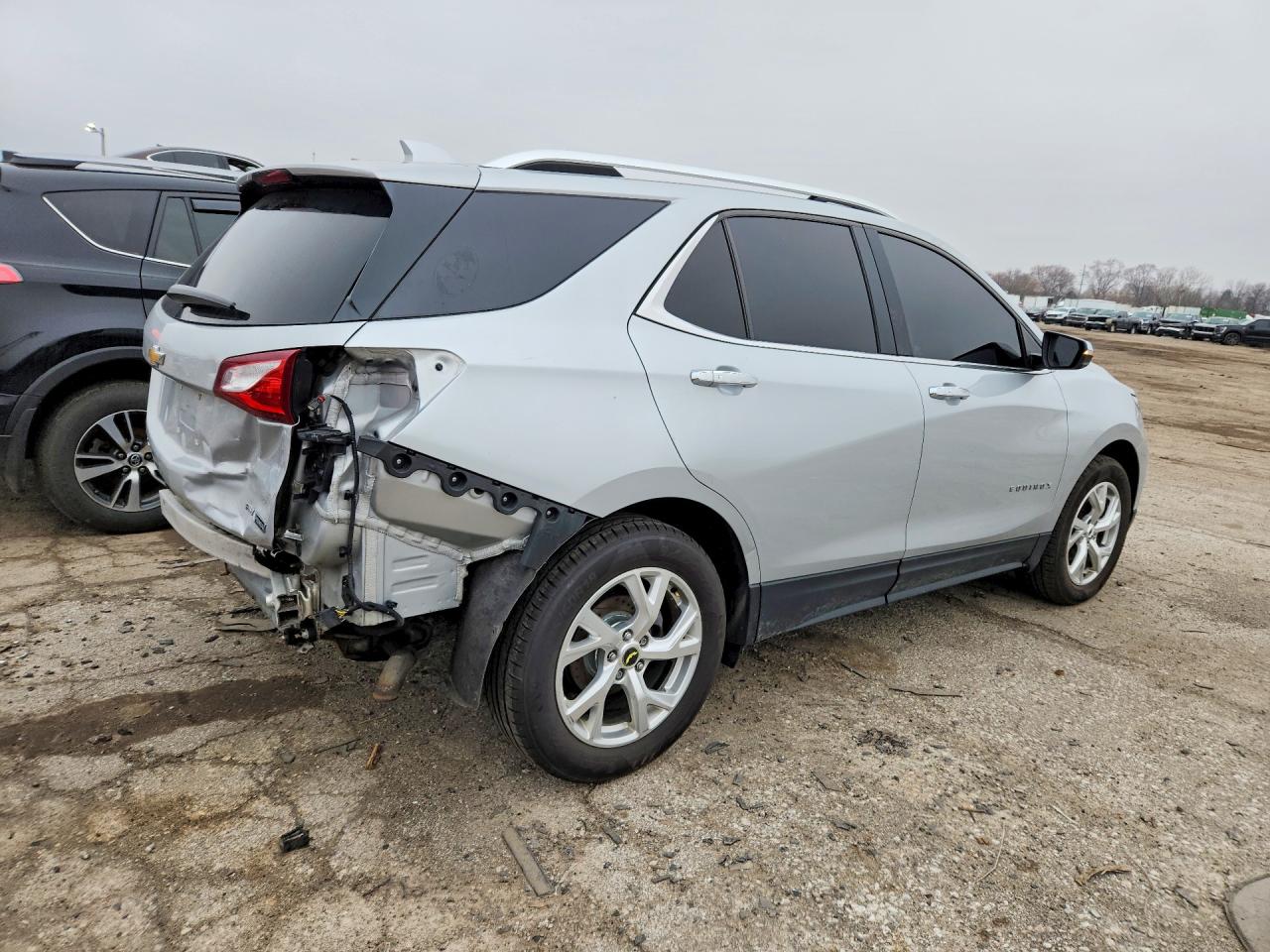 2018 CHEVROLET EQUINOX PREMIER photo 5