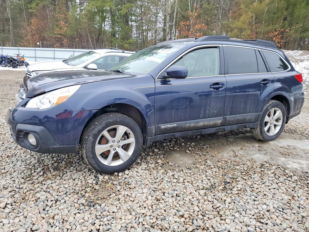 2014 SUBARU OUTBACK