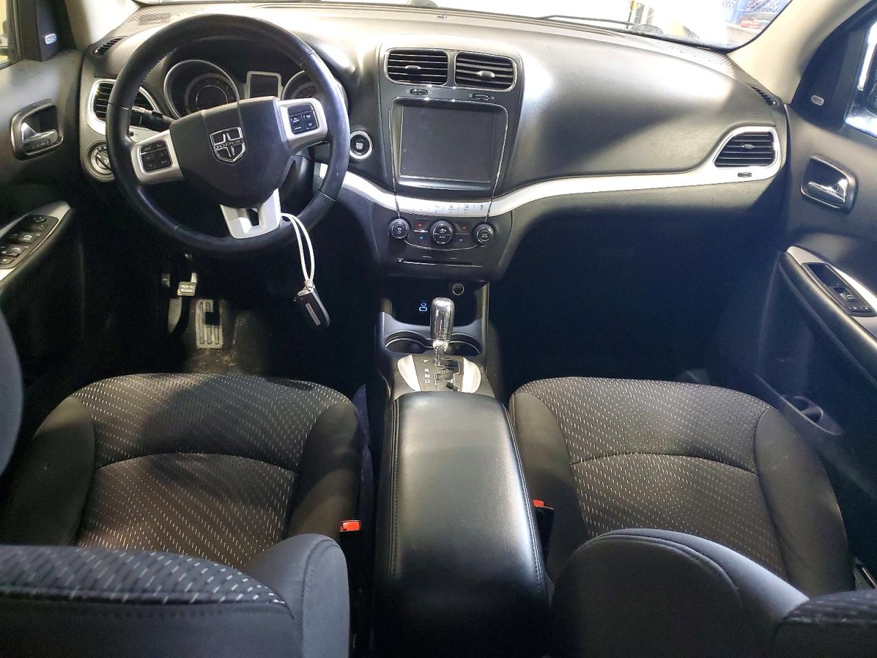 2017 DODGE JOURNEY SXT photo 8