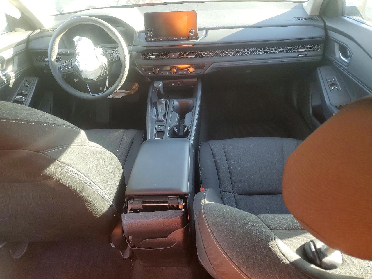 2024 HONDA ACCORD EX photo 22