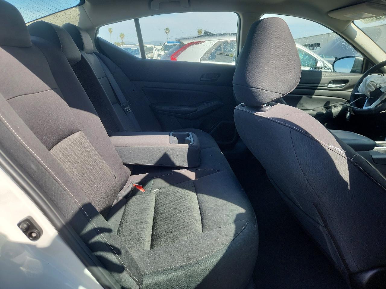 2025 NISSAN ALTIMA 2.5 SV photo 10