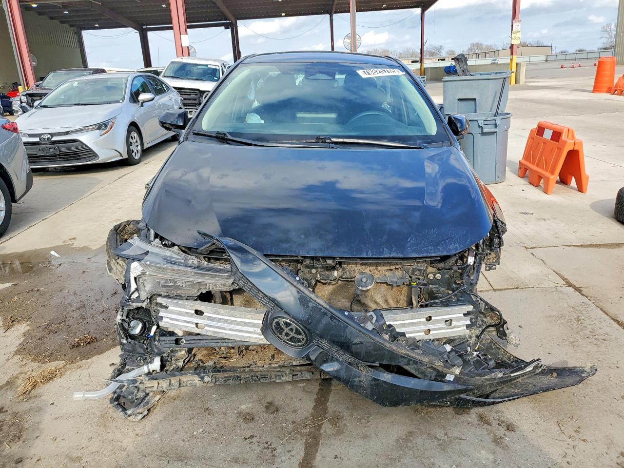2024 TOYOTA COROLLA LE photo 13