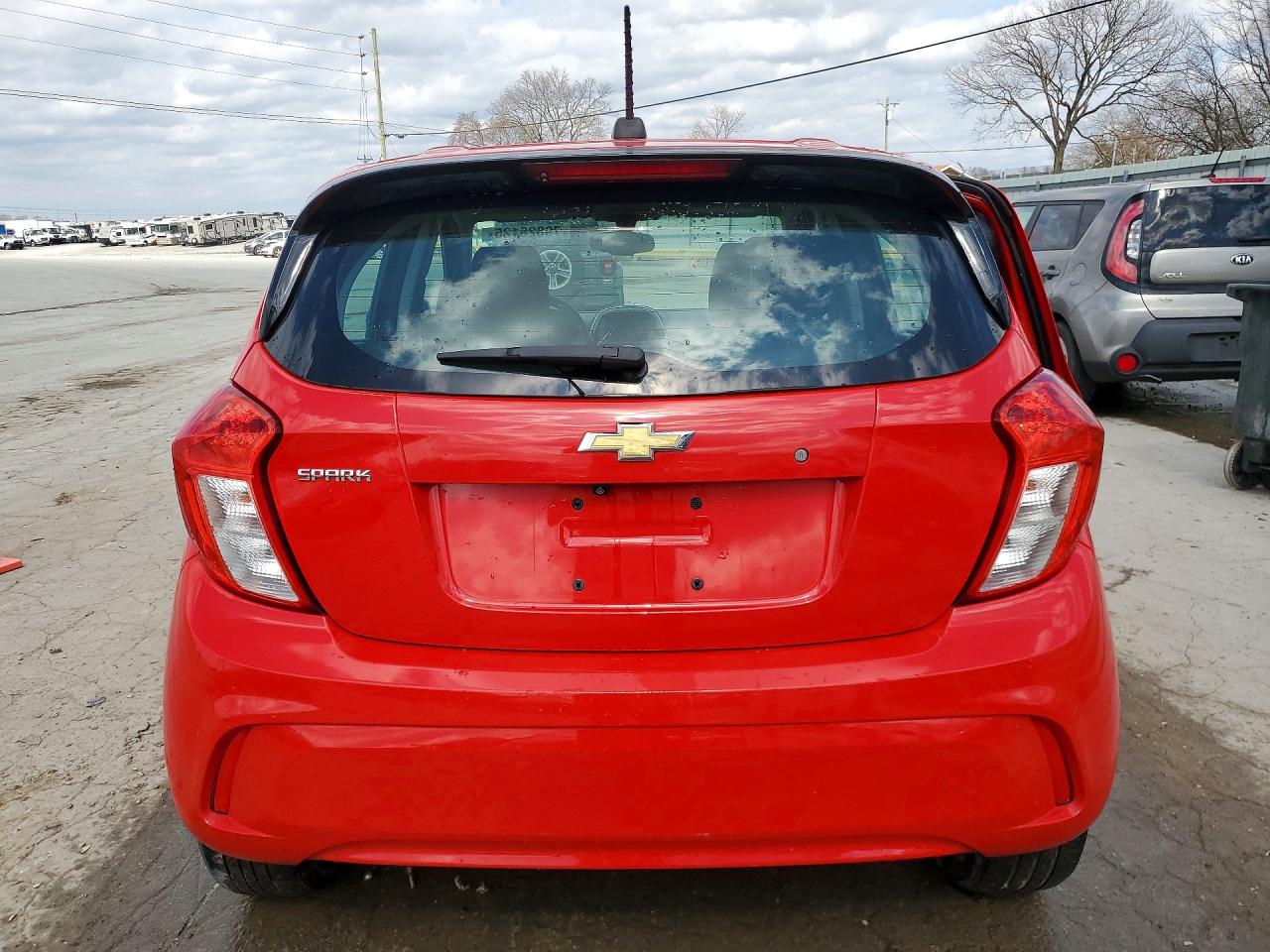 2018 CHEVROLET SPARK LS photo 16