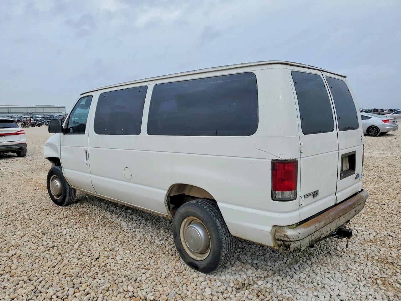 1996 FORD E250 DELIVERY VAN photo 2
