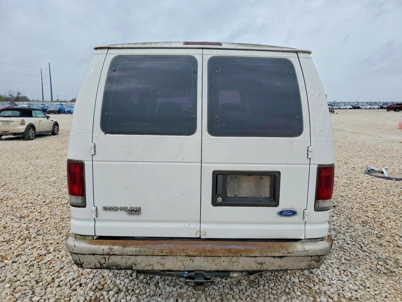 1996 FORD E250 DELIVERY VAN photo 6