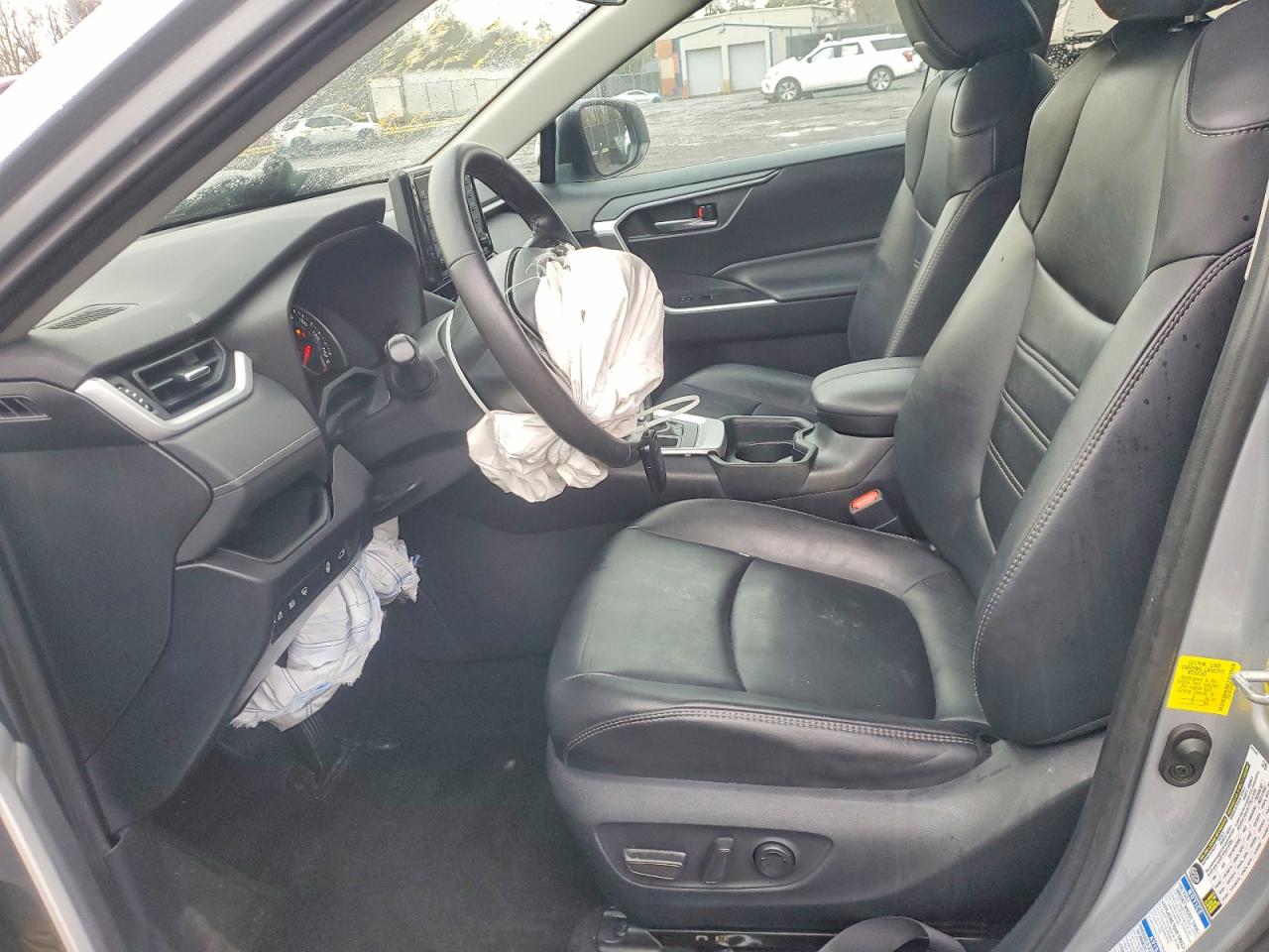 2019 TOYOTA RAV4 XLE PREMIUM photo 13