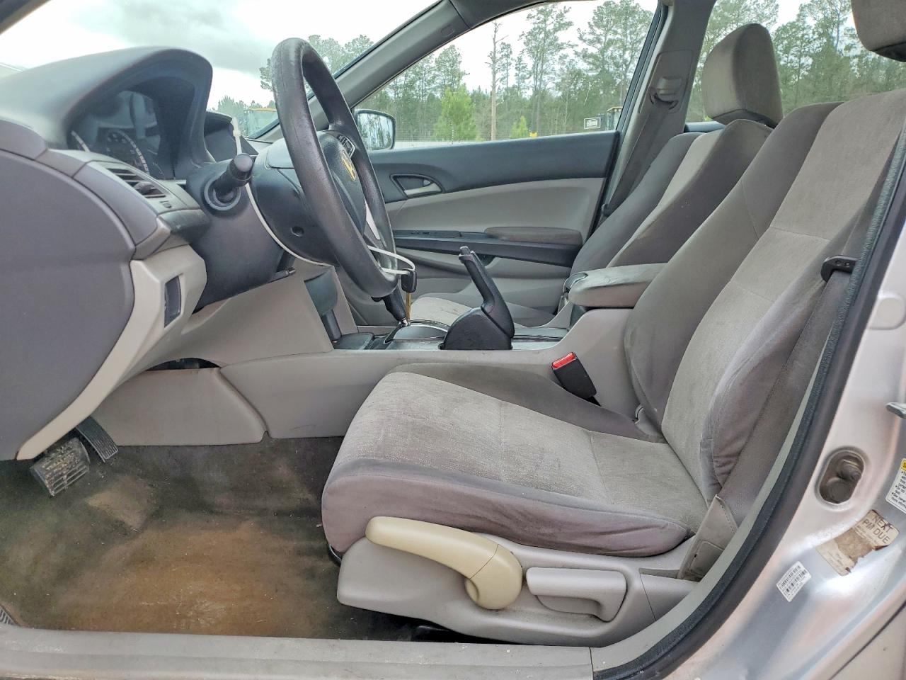 2010 HONDA ACCORD LX photo 7