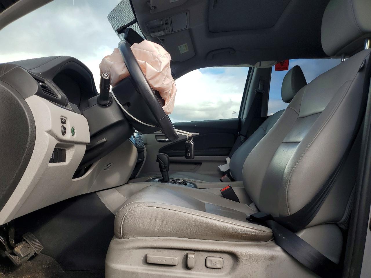 2016 HONDA PILOT EXL photo 13