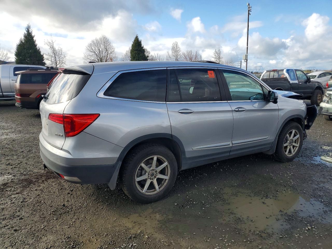 2016 HONDA PILOT EXL photo 5
