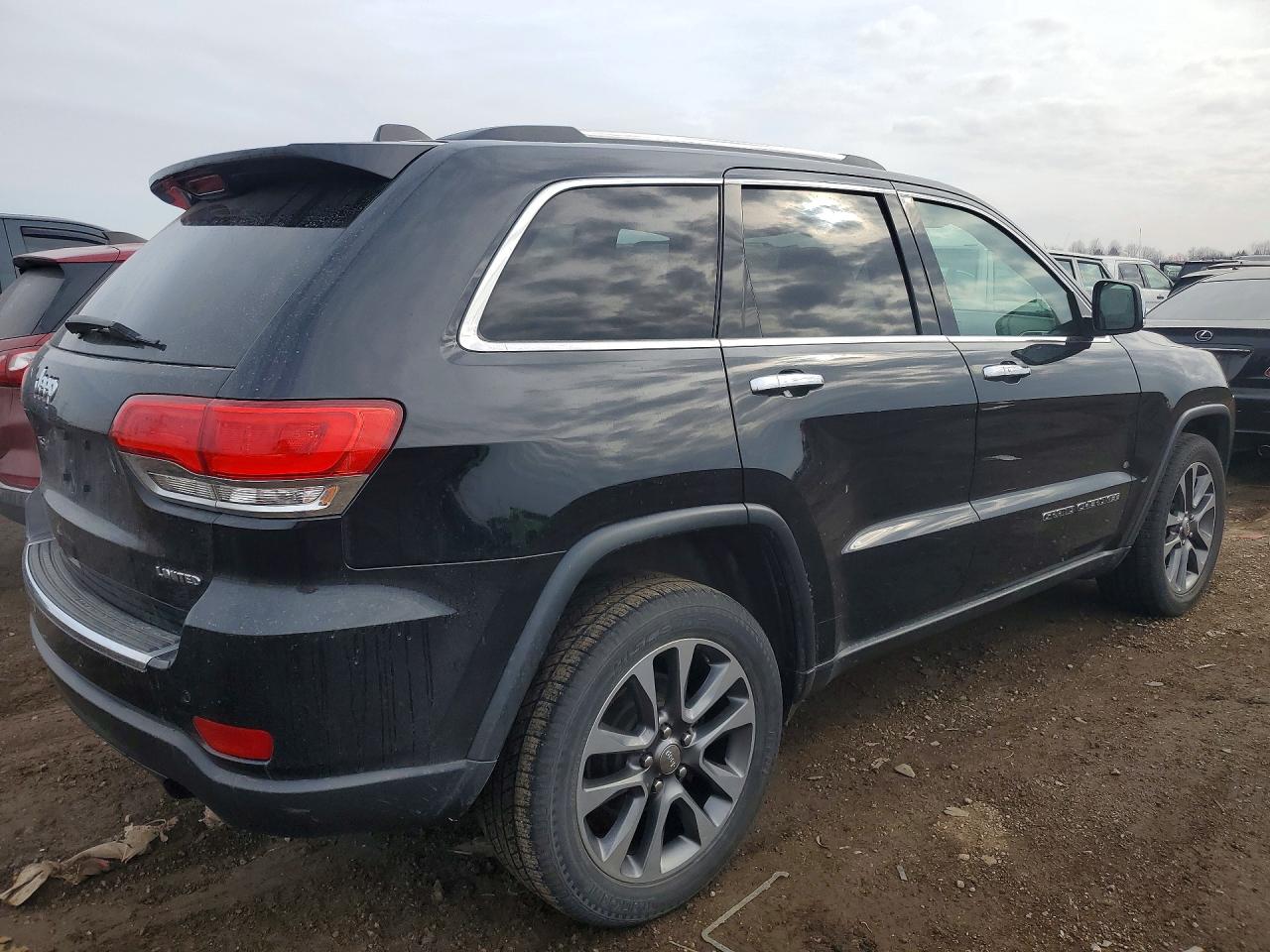 2018 JEEP GRAND CHEROKEE LIMITED photo 3