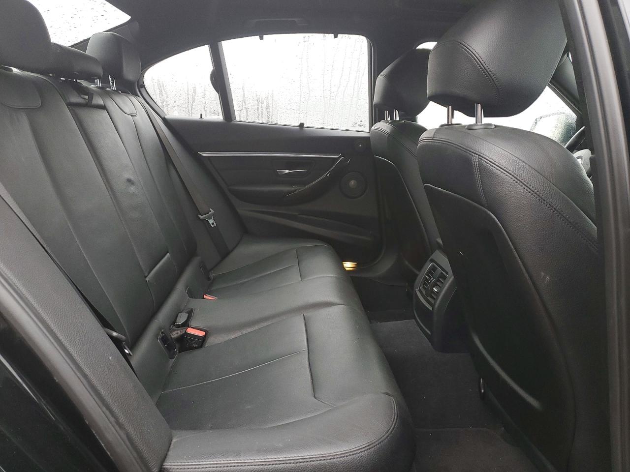 2017 BMW 330 XI photo 28