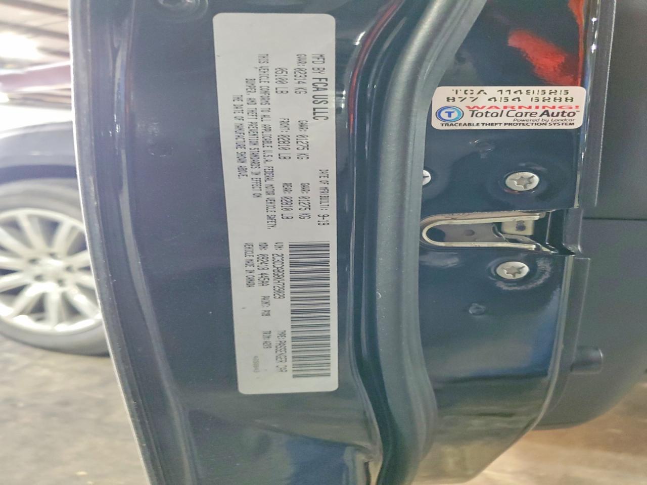2019 CHRYSLER 300 S photo 37