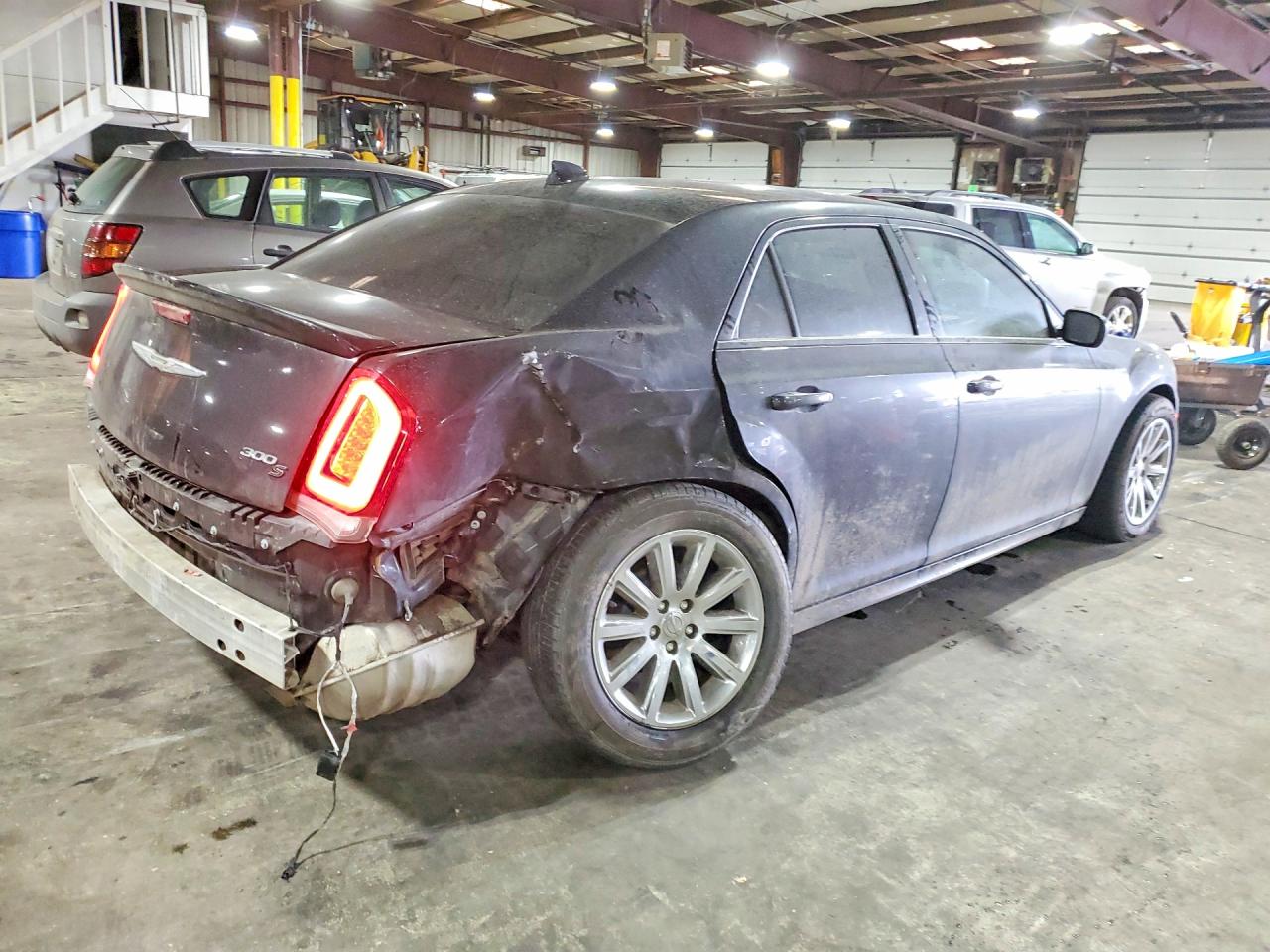 2019 CHRYSLER 300 S photo 7