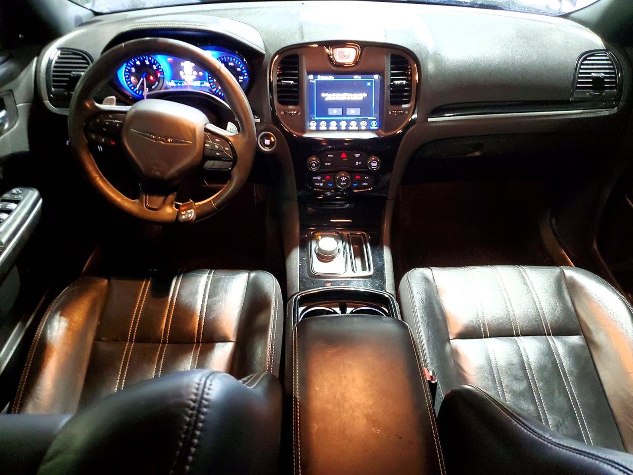 2019 CHRYSLER 300 S photo 22