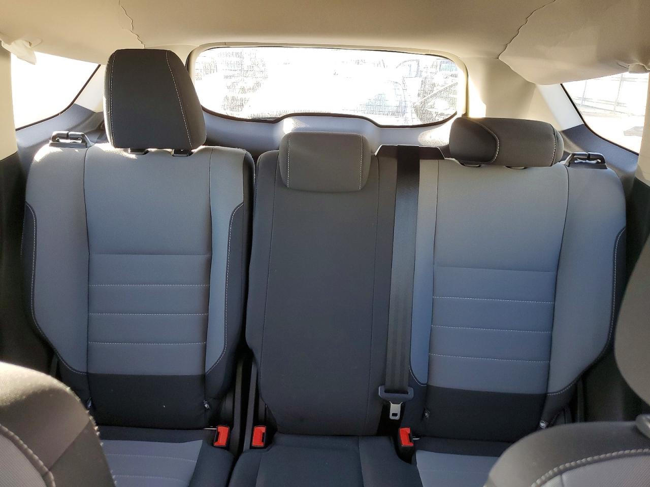 2017 FORD ESCAPE S photo 19