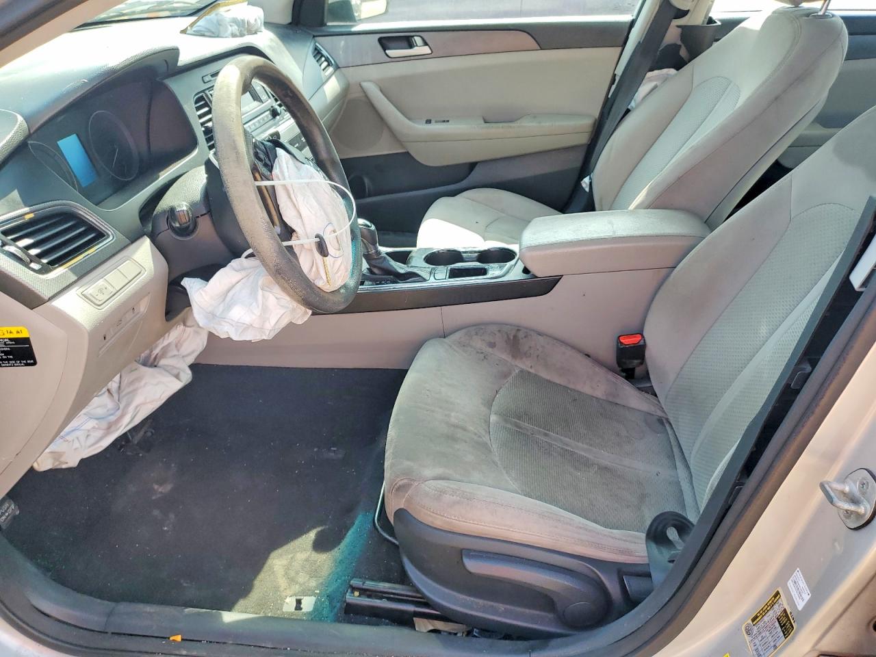 2015 HYUNDAI SONATA SE photo 19