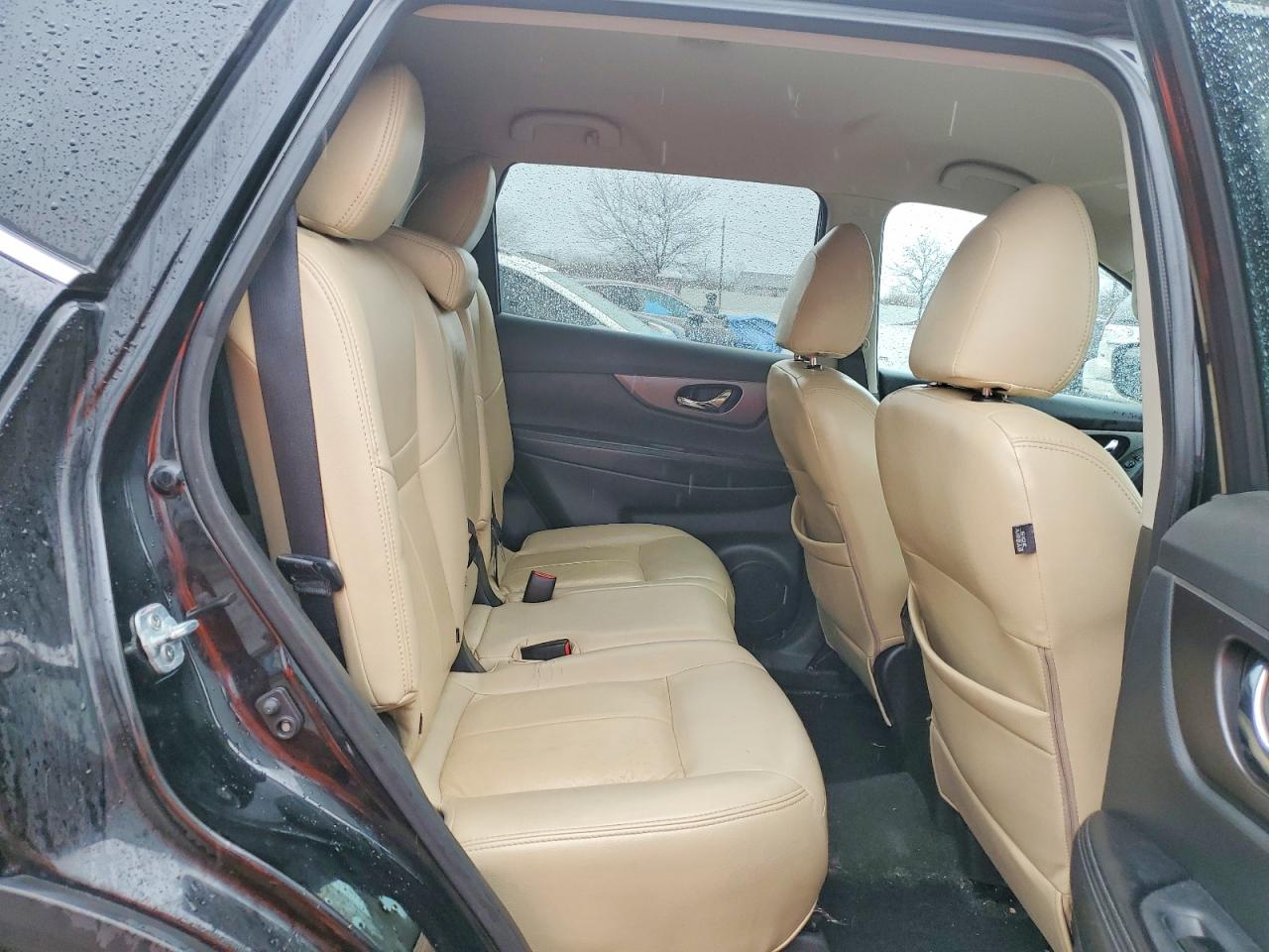 2016 NISSAN ROGUE SV photo 21