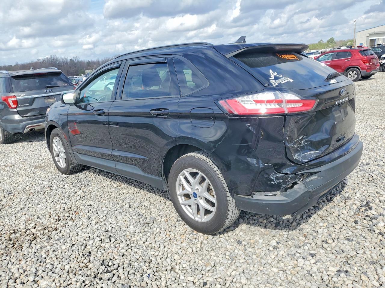 2021 FORD EDGE SE photo 4