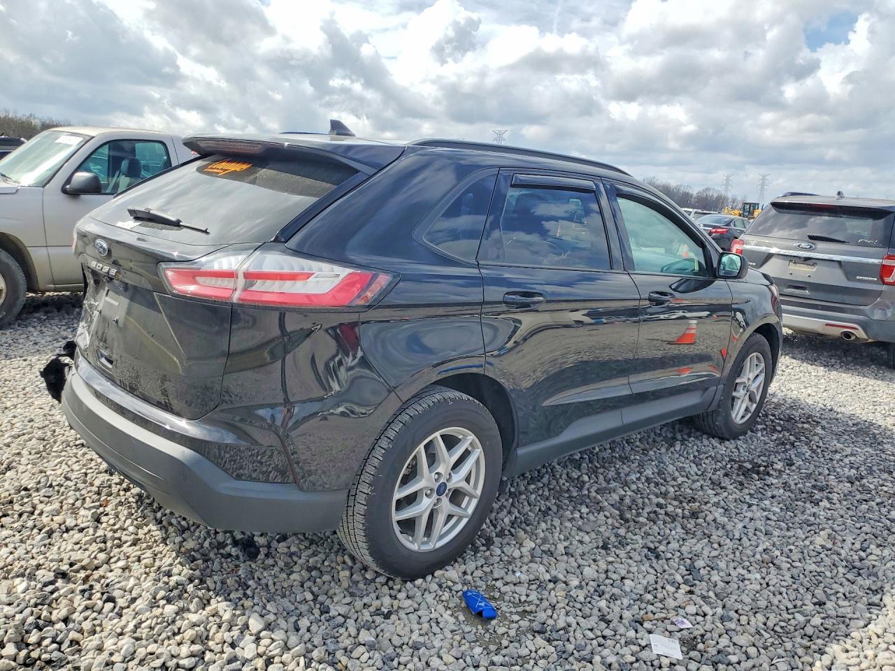 2021 FORD EDGE SE photo 7