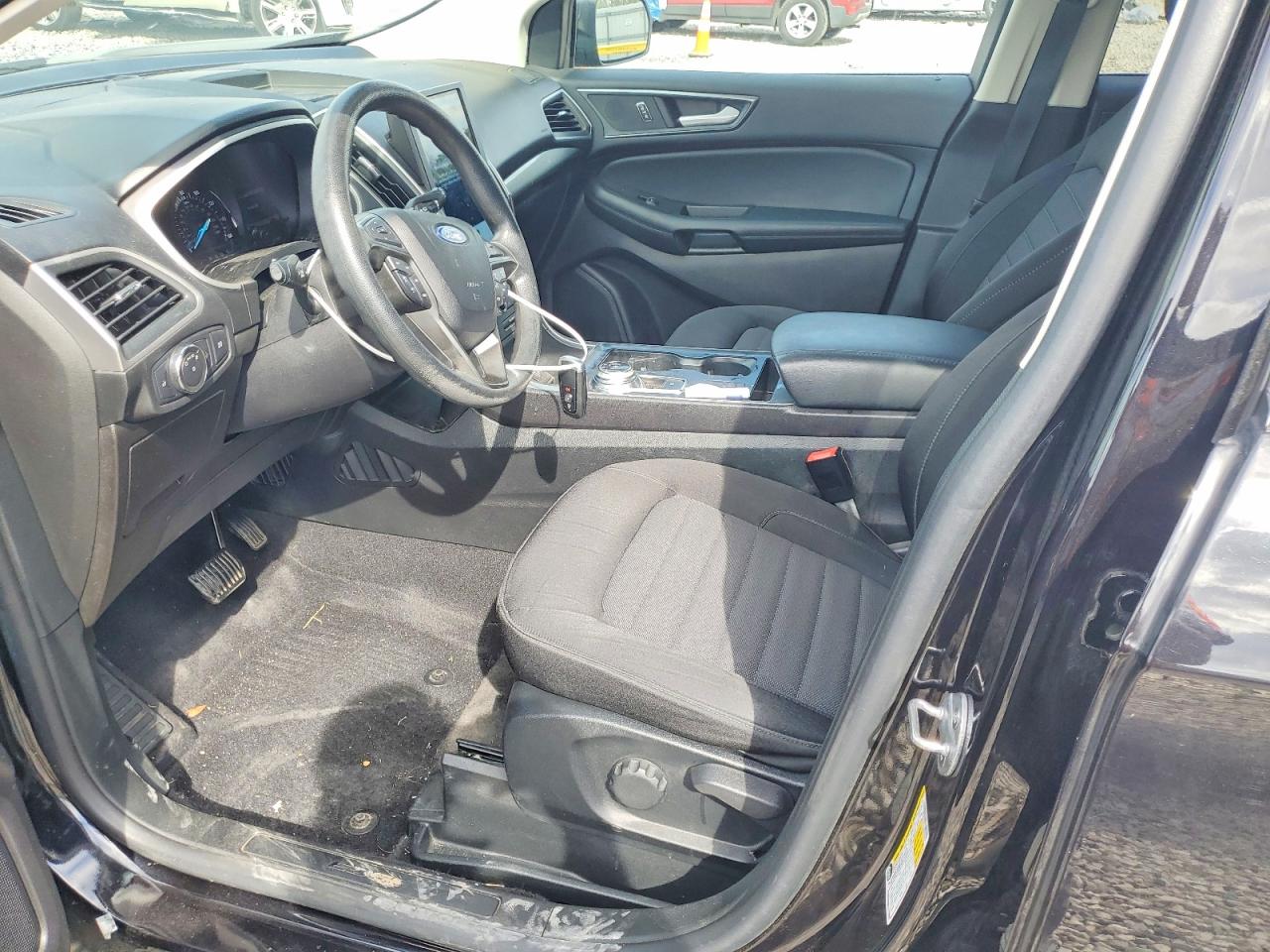 2021 FORD EDGE SE photo 19