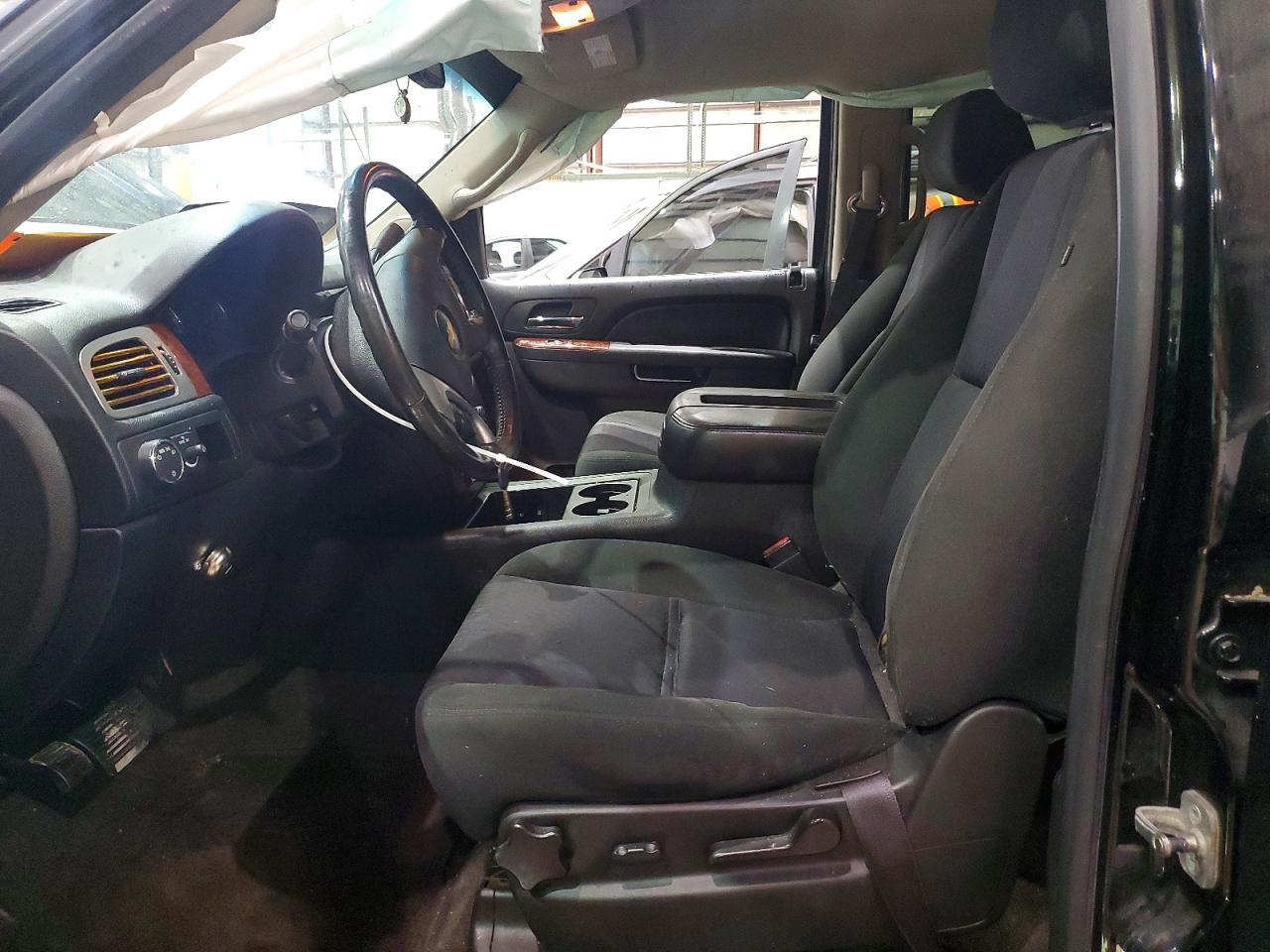 2011 CHEVROLET TAHOE C1500 LS photo 13