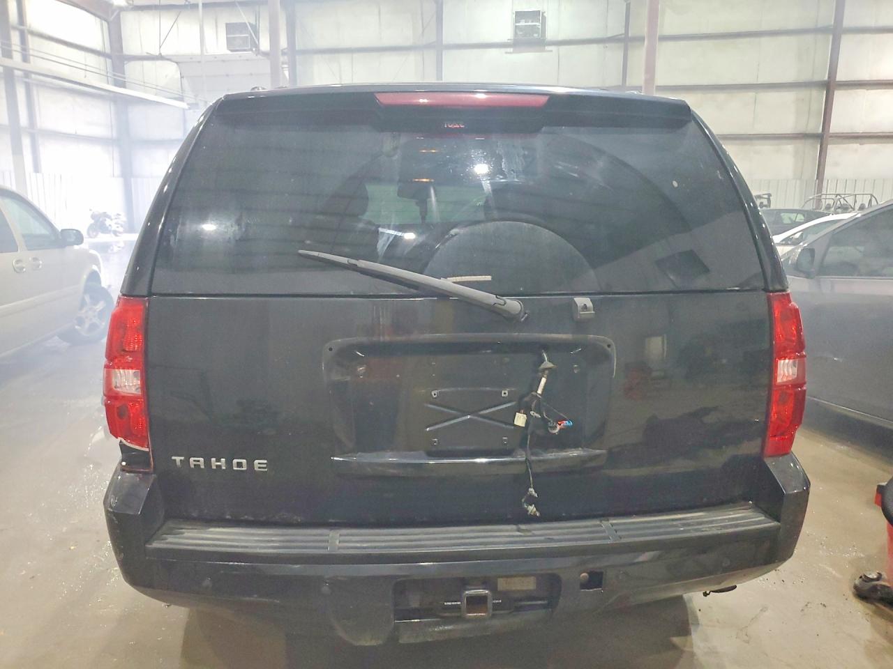2011 CHEVROLET TAHOE C1500 LS photo 11