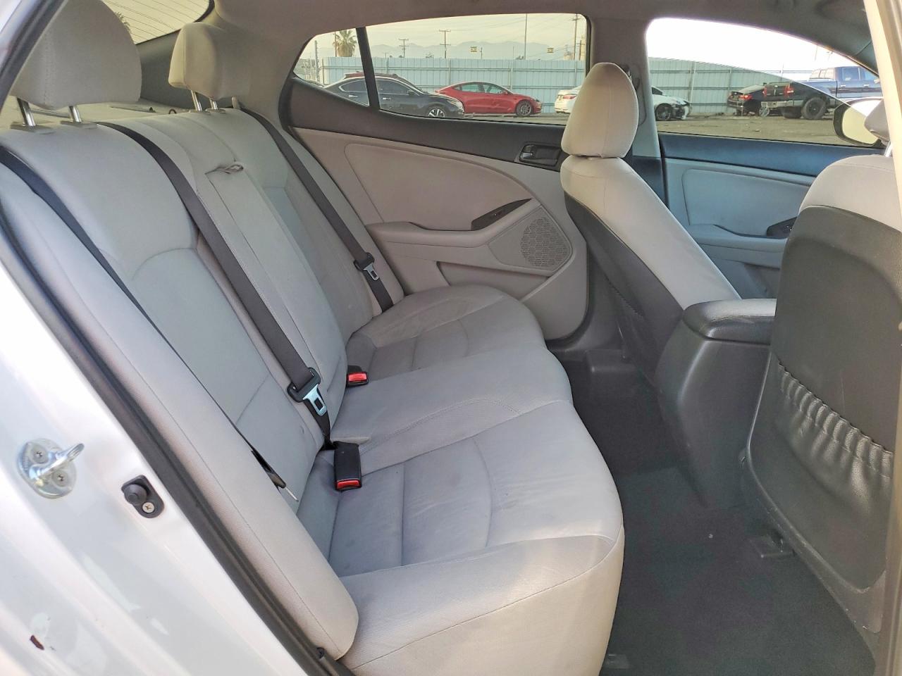 2015 KIA OPTIMA LX photo 10