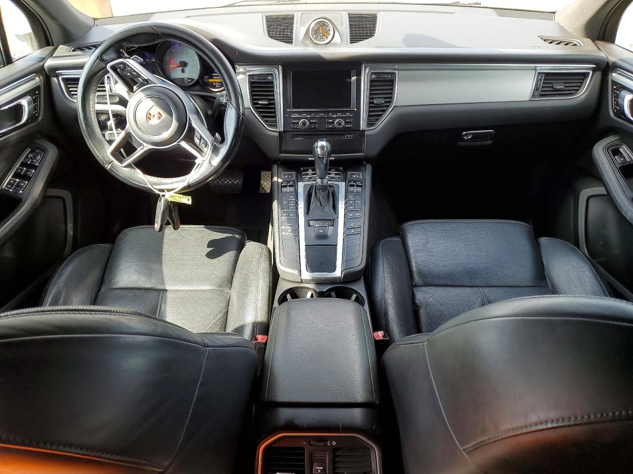 2015 PORSCHE MACAN S photo 22