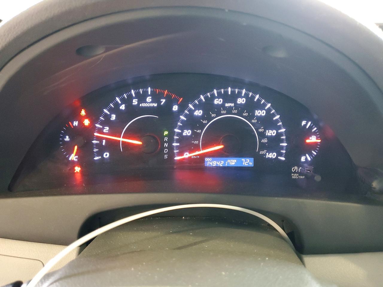 2010 TOYOTA CAMRY LE photo 9
