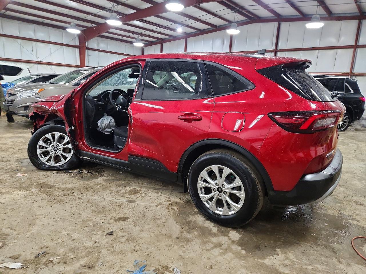 2025 FORD ESCAPE ACTIVE photo 3