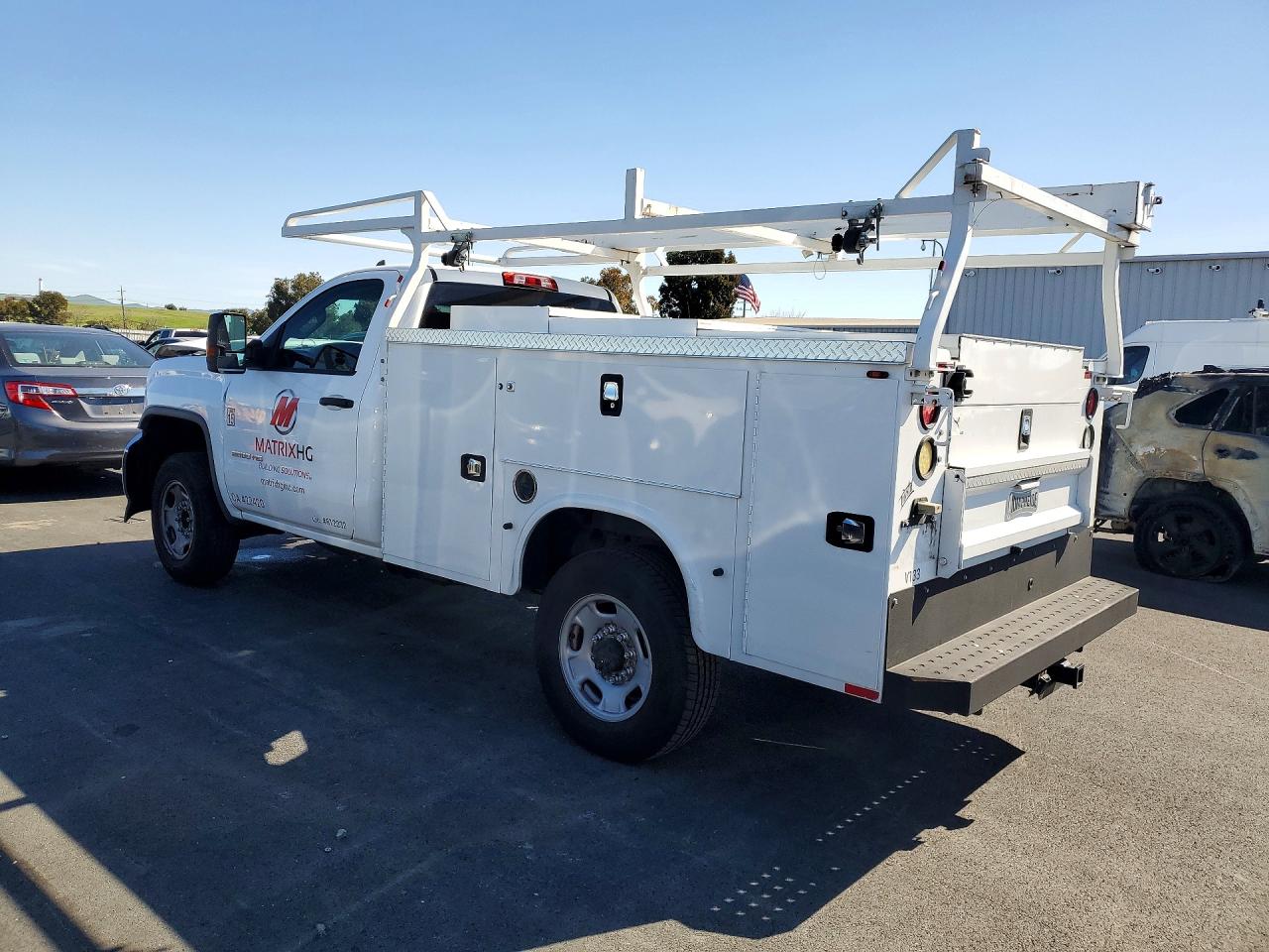 2017 GMC SIERRA UTILITY / SERVICE TRUCK photo 3