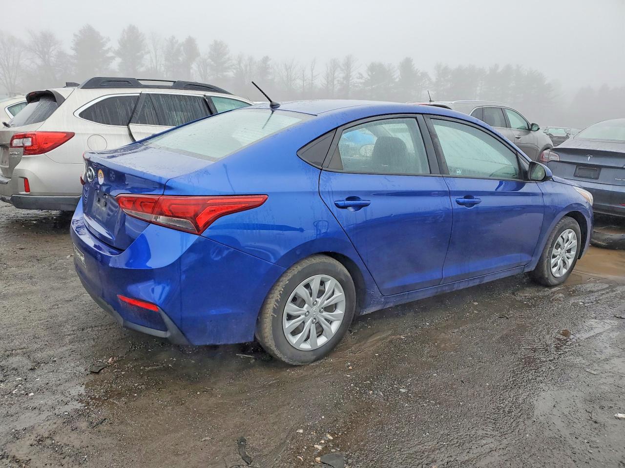 2019 HYUNDAI ACCENT SE photo 5