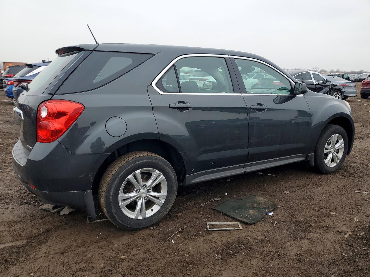2013 CHEVROLET EQUINOX LS photo 5