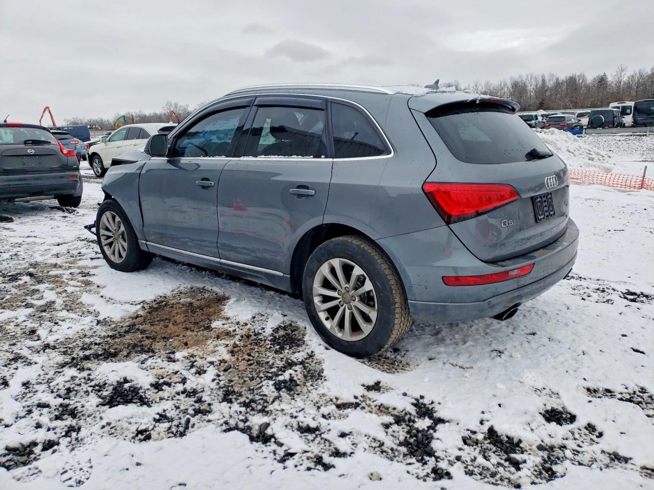 2013 AUDI Q5 photo 3