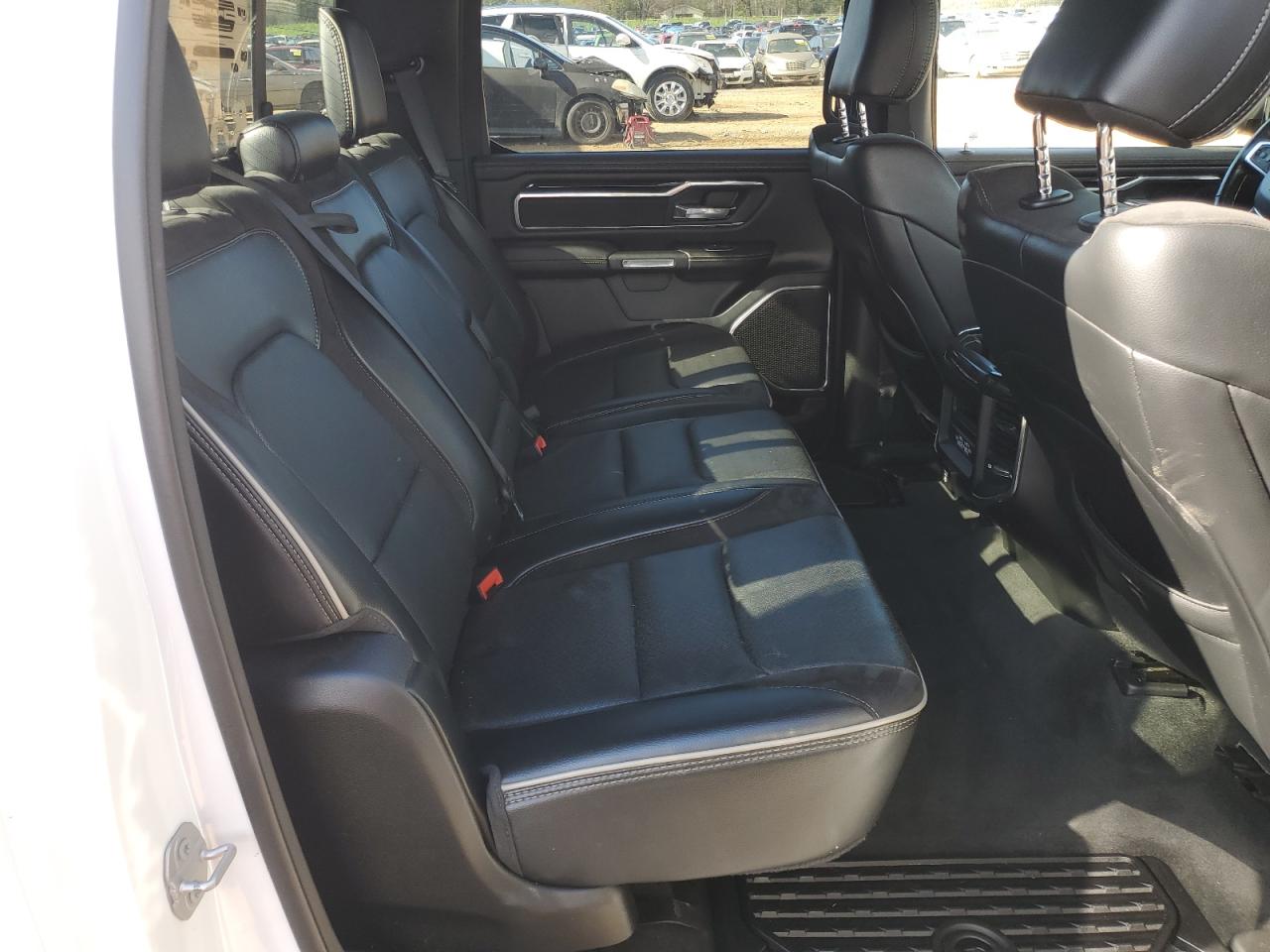 2021 RAM 1500 LARAMIE photo 28