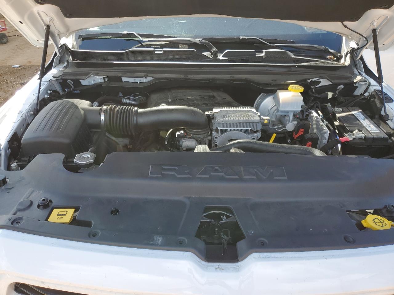 2021 RAM 1500 LARAMIE photo 31