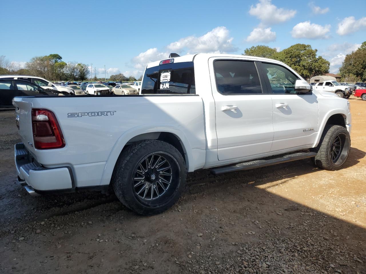 2021 RAM 1500 LARAMIE photo 7