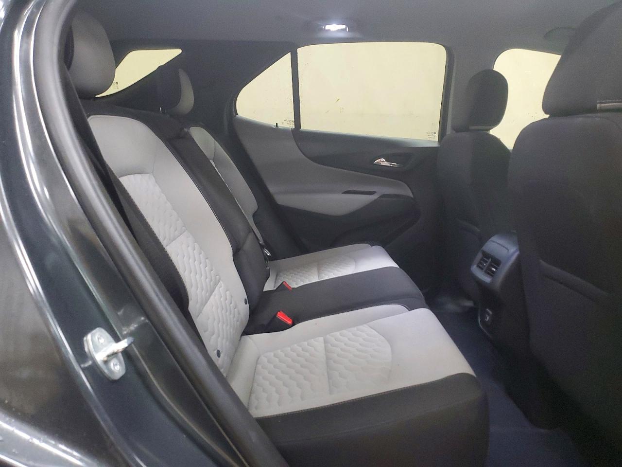 2020 CHEVROLET EQUINOX LS photo 11