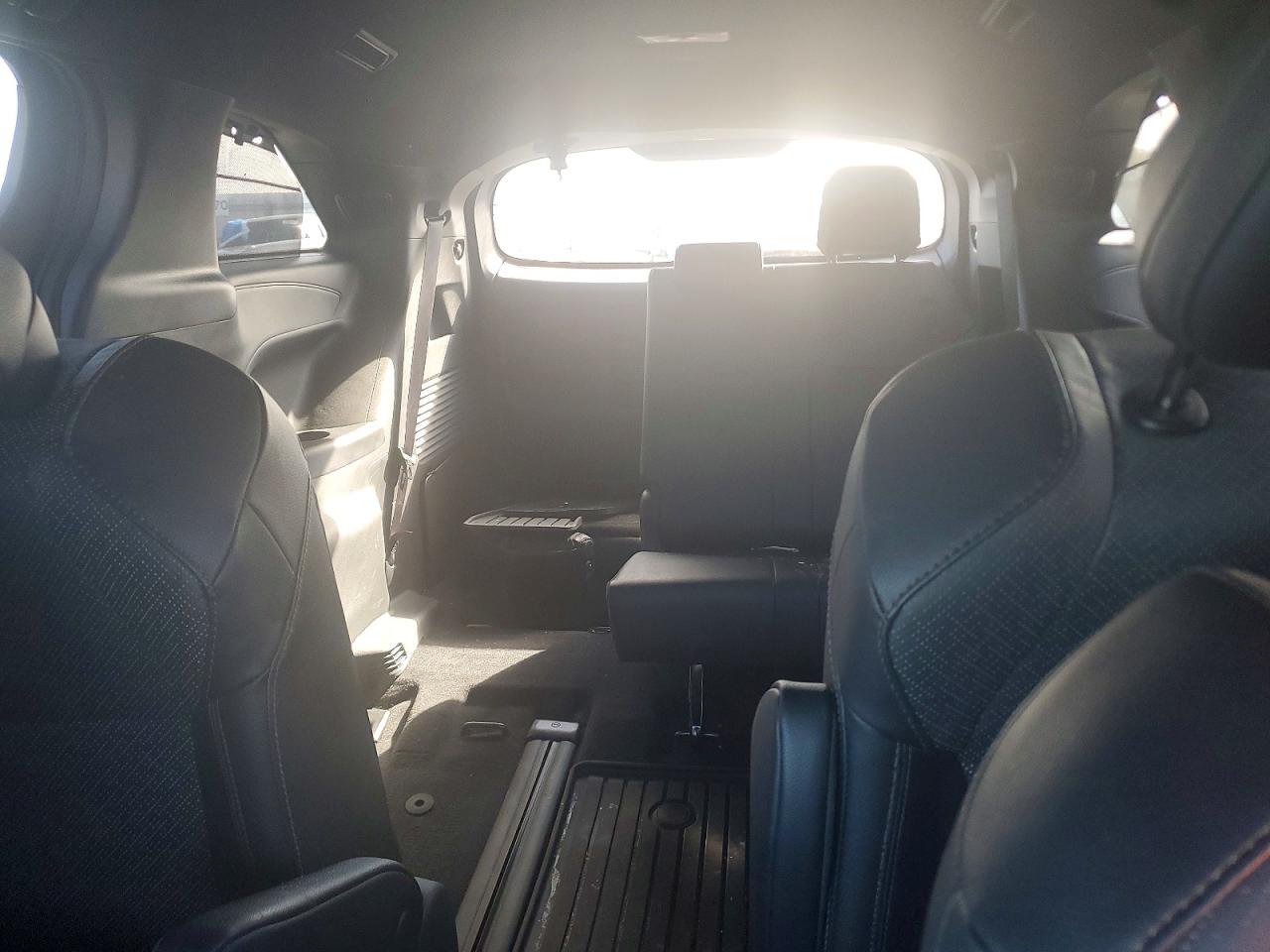 2025 TOYOTA SIENNA PLATINUM 7-PASSENGER photo 19