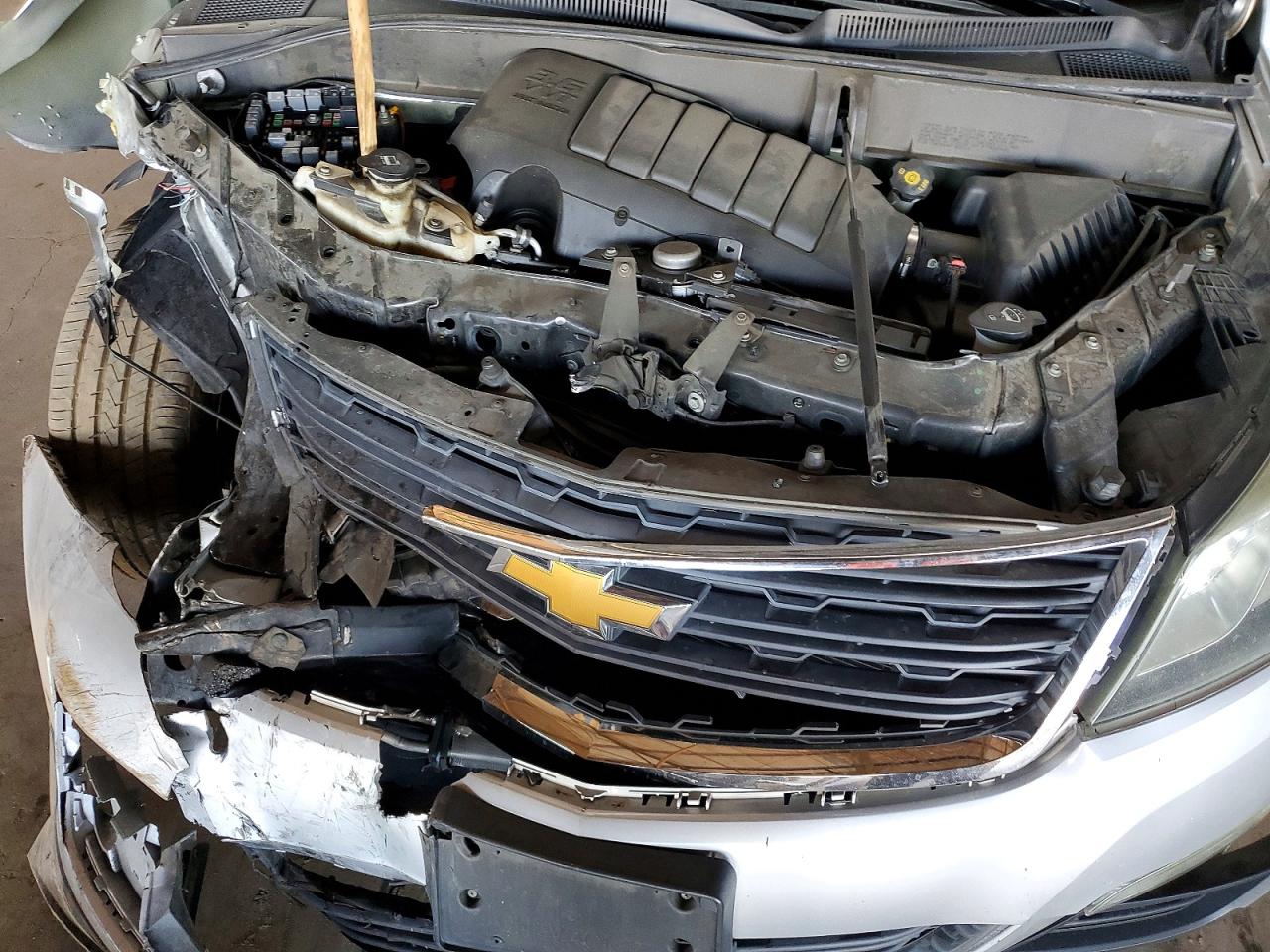 2014 CHEVROLET TRAVERSE LS photo 12