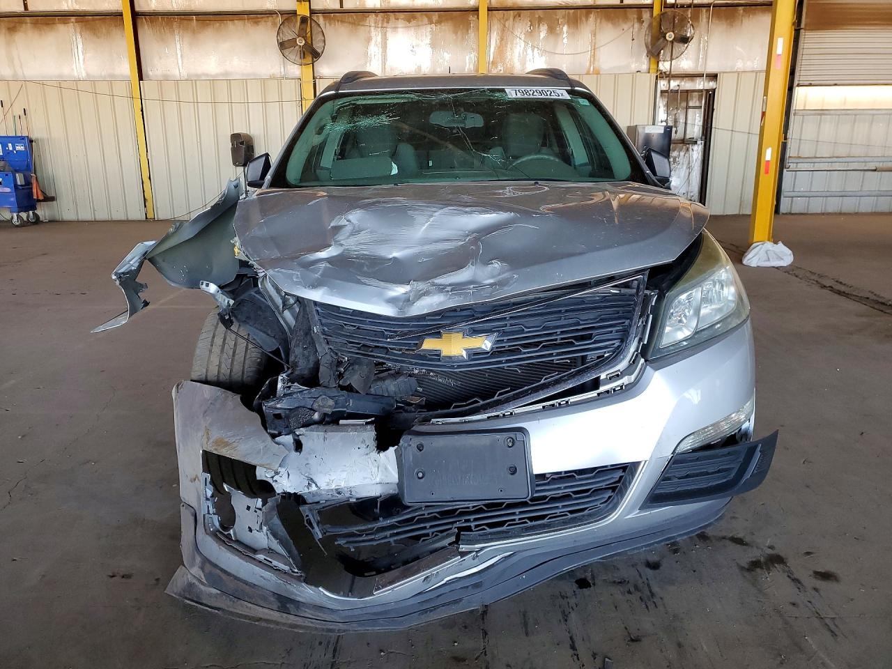 2014 CHEVROLET TRAVERSE LS photo 5