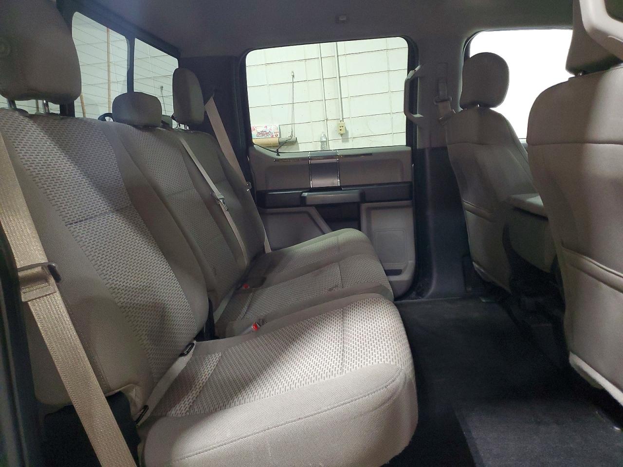 2017 FORD F150 SUPERCREW photo 28