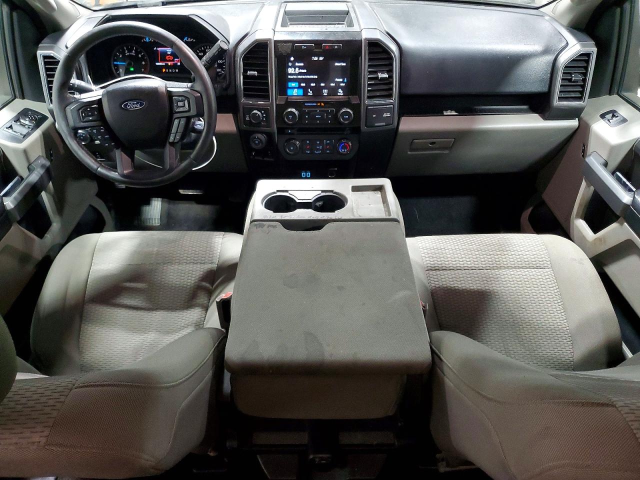 2017 FORD F150 SUPERCREW photo 22