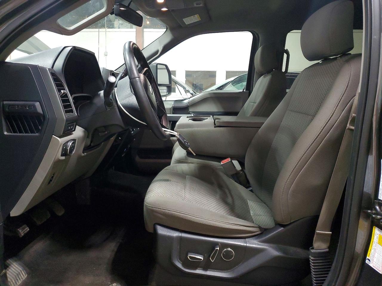 2017 FORD F150 SUPERCREW photo 19